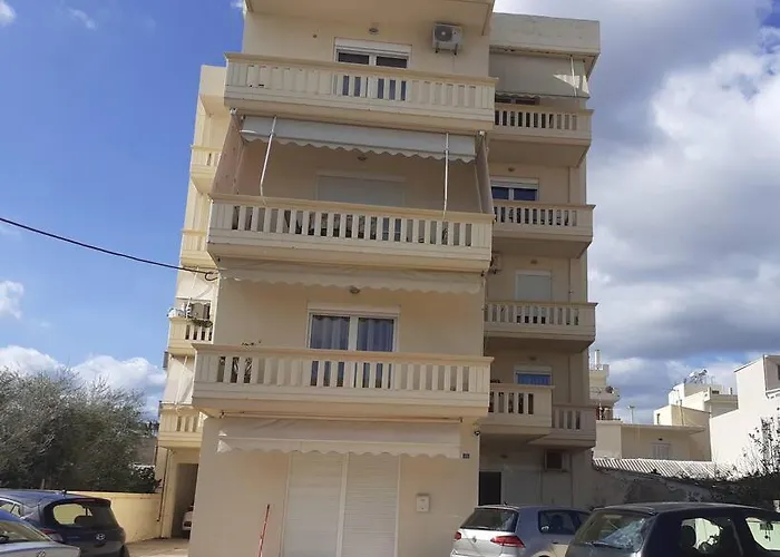 Nefeli Chania Ханья